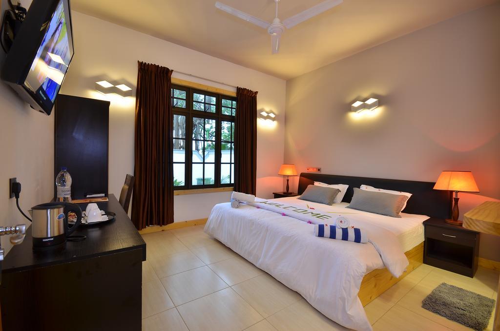 Beach Residence Ukulhas Island Екстер'єр фото